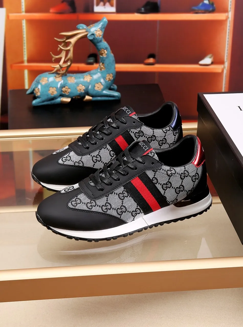 Factory price: 400💰"GUCCI"⚠️⚠️Top purchasing agent🔍🔍Sold simultaneously at men's HK counters. Sole: The original sole is specially provided by the original factory. The exclusive movable molded sole is super comfortable. The original factory follows the order. 🔍🔍High quality. 💪Details determine the quality. We only make shoes with our heart. You can enter and leave the counter at will. You are welcome to compare. Two colors are available. Size: 38-44, customized 45